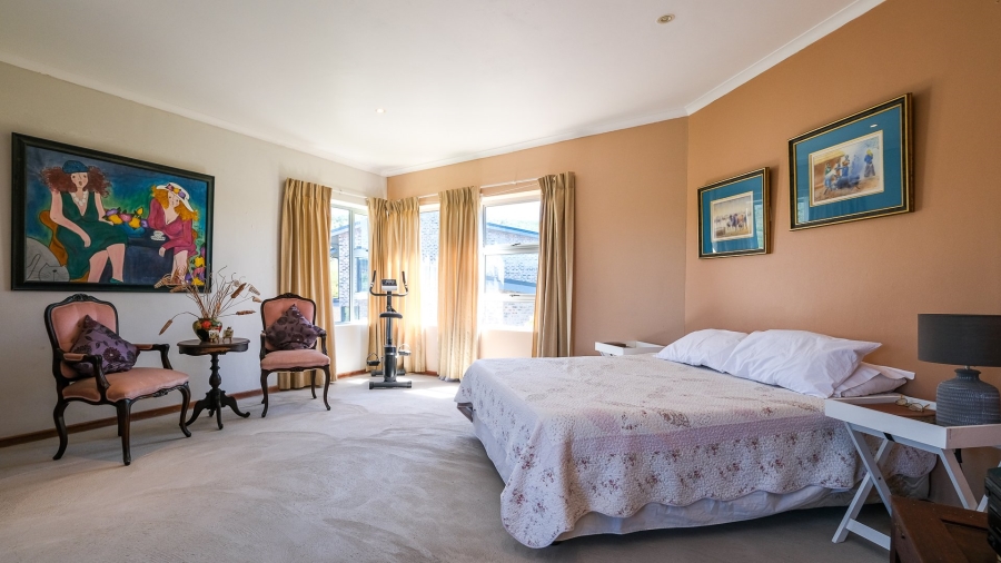 5 Bedroom Property for Sale in Cola Beach Western Cape